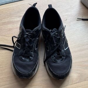 New Balance Kids Black and Gray Lace-Up Sneakers